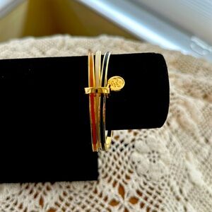 Spartina 449 Triple Bangle Bracelet, tri color, gold toned, fits 8” wrist.